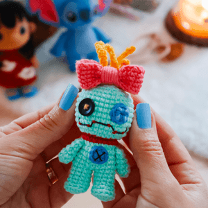 Crocheniacs Lilo, Stitch Scrump Pattern details