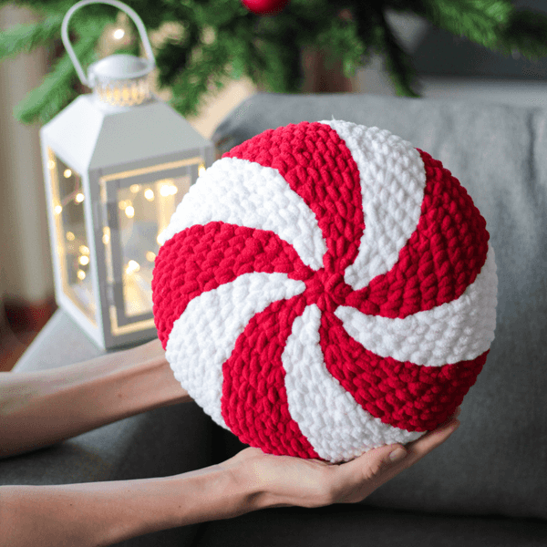 Peppermint Pillow main image